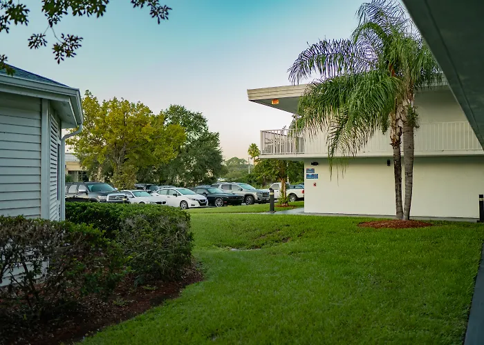 Baymont By Wyndham Orlando Lake Buena Vista South