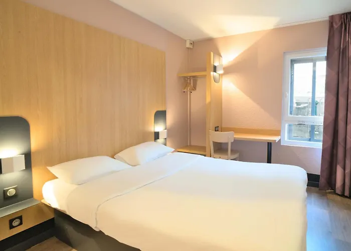 B&B HOTEL Dreux Centre