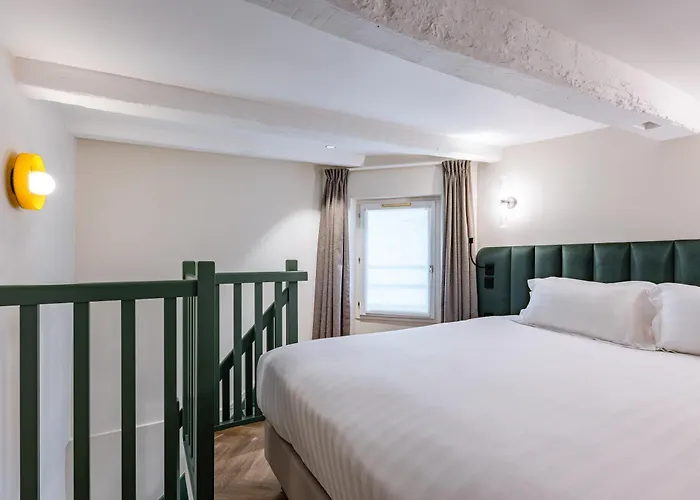 Hotel Elysée Secret