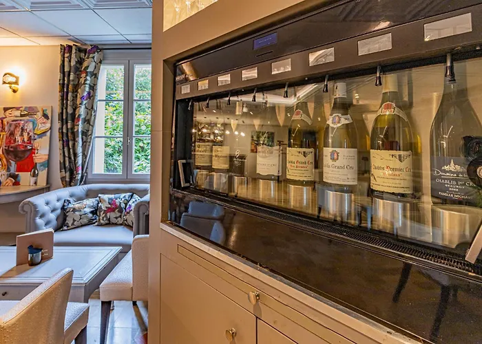 Logis Hostellerie des Clos Chablis