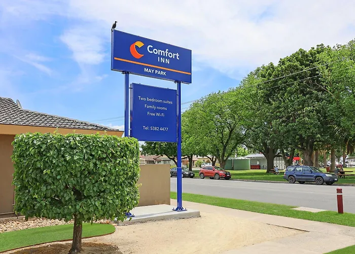 Comfort Inn May Park