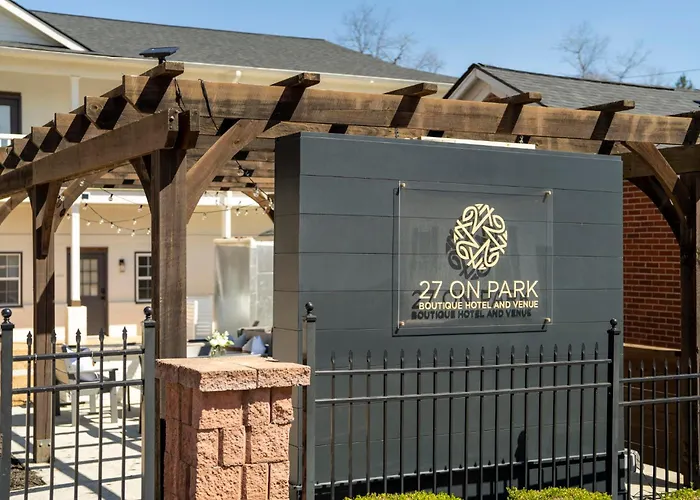 27 On Park Boutique Hotel & Venue Dahlonega