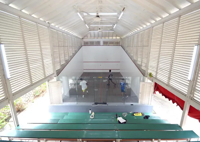 The Liguanea Club Hotel Kingston