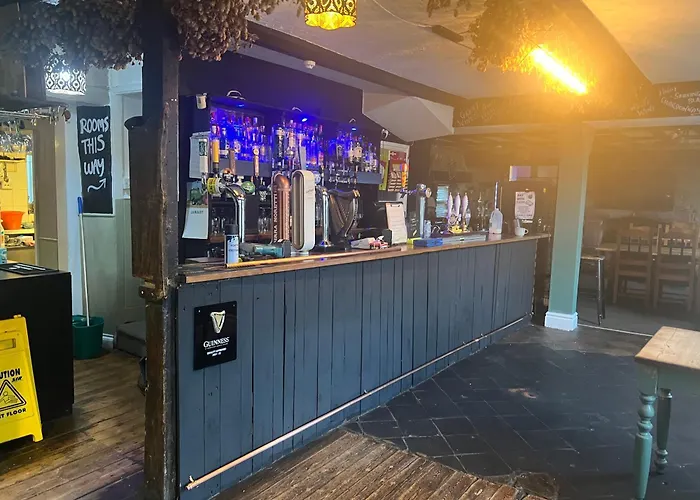 Crosskeys Inn Guest Rooms In Wye Valley