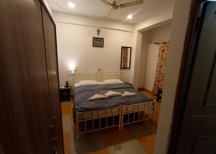 Little Peepal House