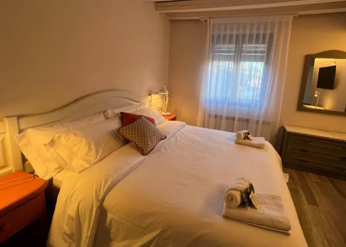 Hostal Cal Pericas La Pobla de Lillet