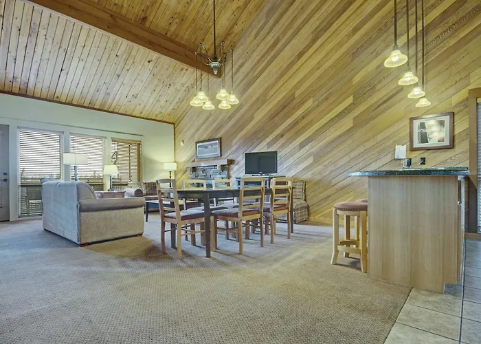 Seventh Mountain Resort