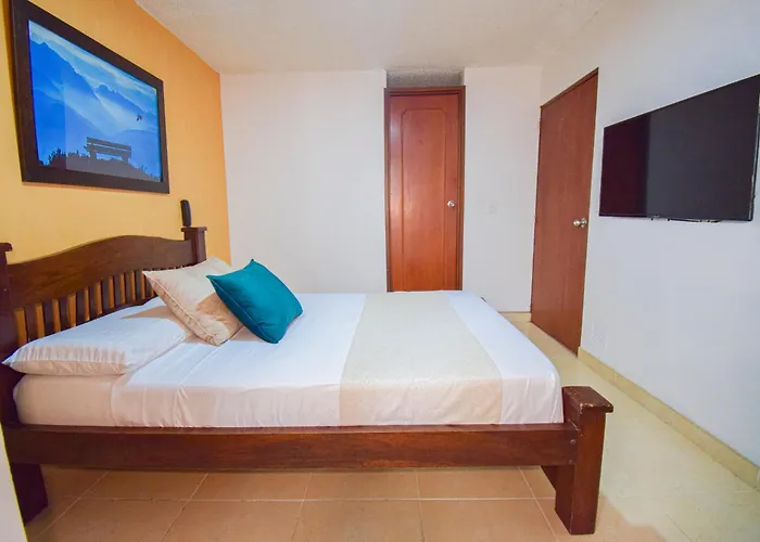 Hotel Toledo Plaza