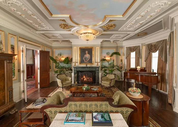 300 Clifton