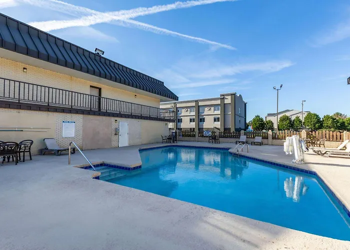 Days Inn By Wyndham /I-95 North