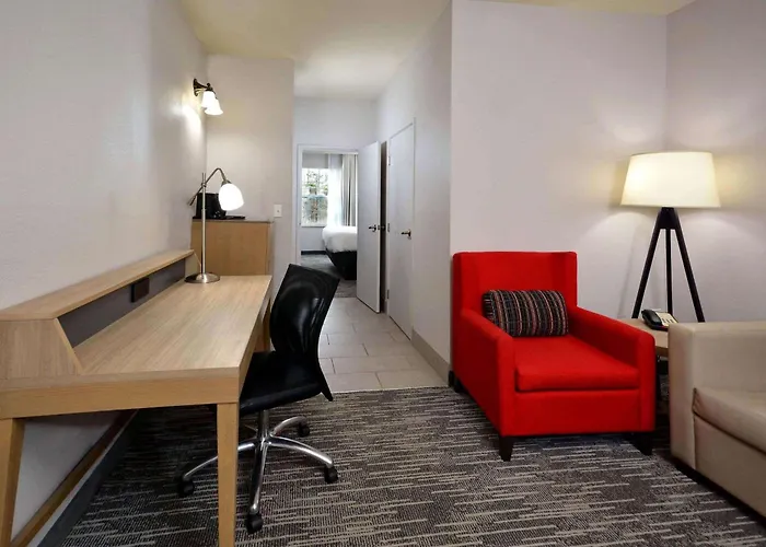 Country Inn & Suites By Radisson, Asheville West Near Biltmore