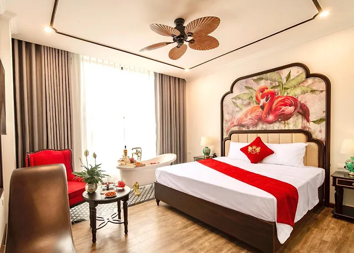 Lake Hotel Sóc Sơn