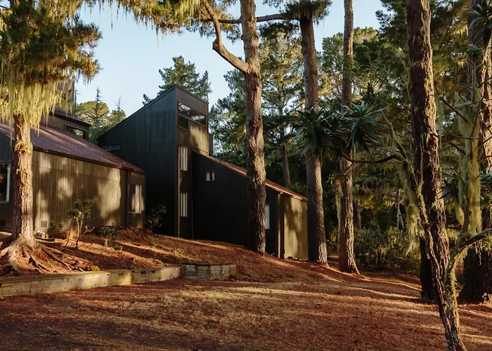 Lodge At Marconi