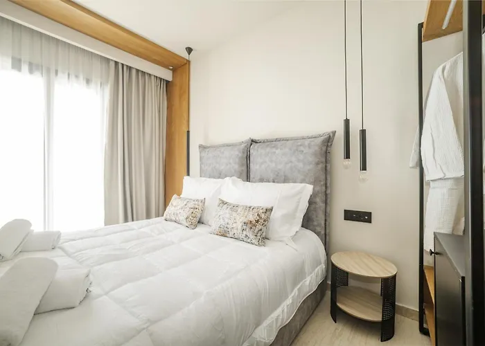 Nikon Boutique Hotel