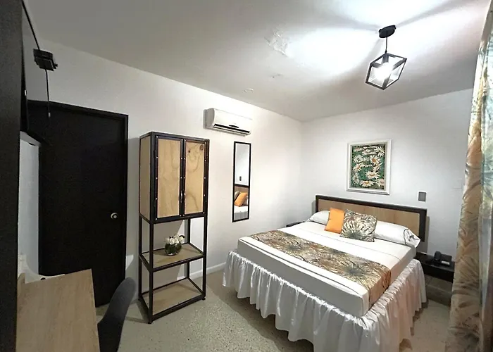 Hotel Bisou Cali