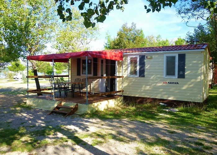 Campsite Pisak - Mobile Homes By The Sea