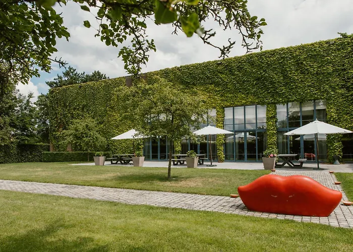 Serwir Hotel