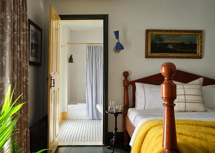 The Ell, A Historic, Luxurious 2 Bed, 2 Bath Private Suite In Lovell