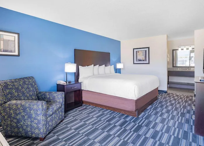 Days Inn And Suites By Wyndham Oxford