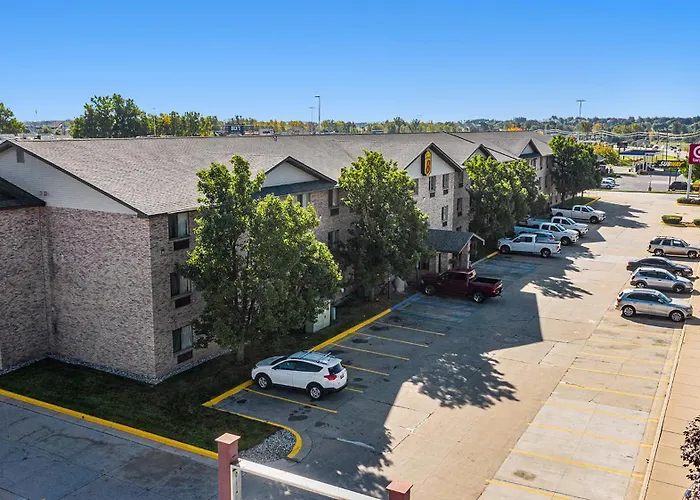 Super 8 By Wyndham Mt. Pleasant