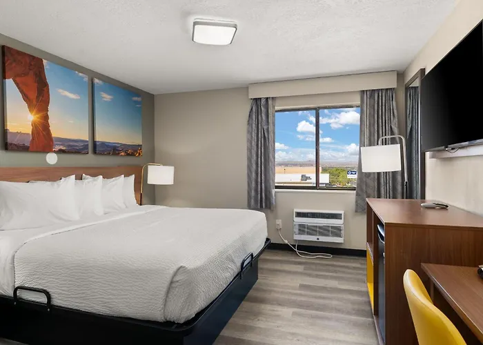 Days-Inn By Wyndham I-25