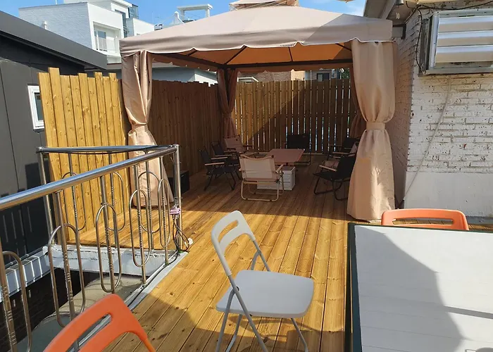 Bunk Backpackers Guesthouse