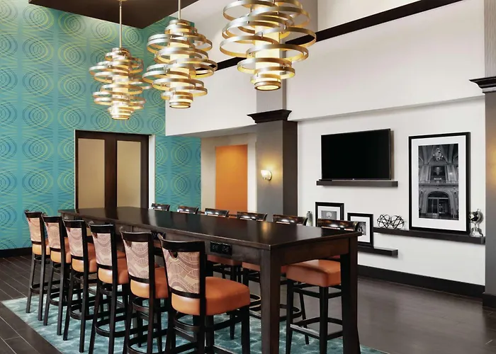 Hampton Inn & Suites Mishawaka/South Bend At Heritage Square