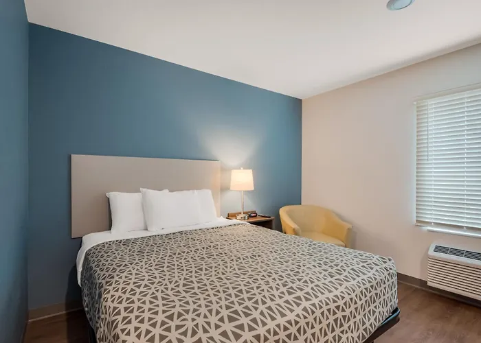 Woodspring Suites - Los Angeles