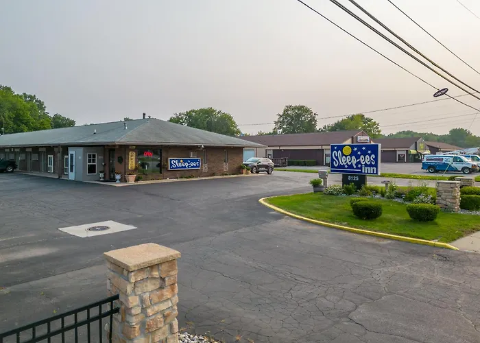 Sleep-Ees Inn, Saginaw & Frankenmuth