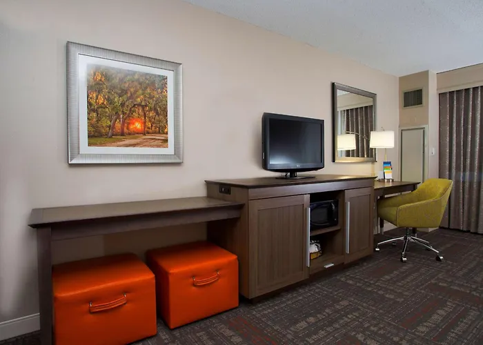 Hampton Inn & Suites Valdosta/Conference Center