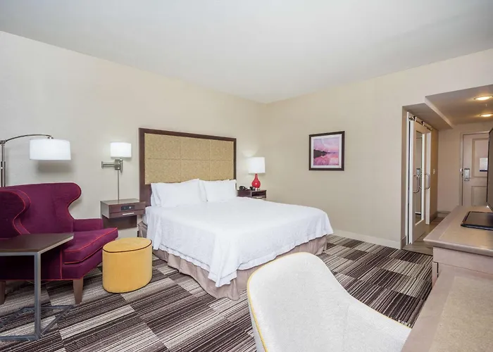 Hampton Inn By Hilton Oxford, Me
