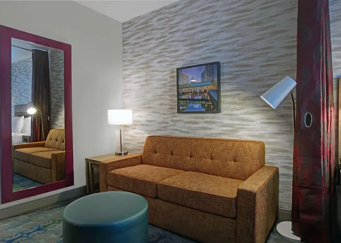 Home2 Suites By Hilton Milwaukee Downtown