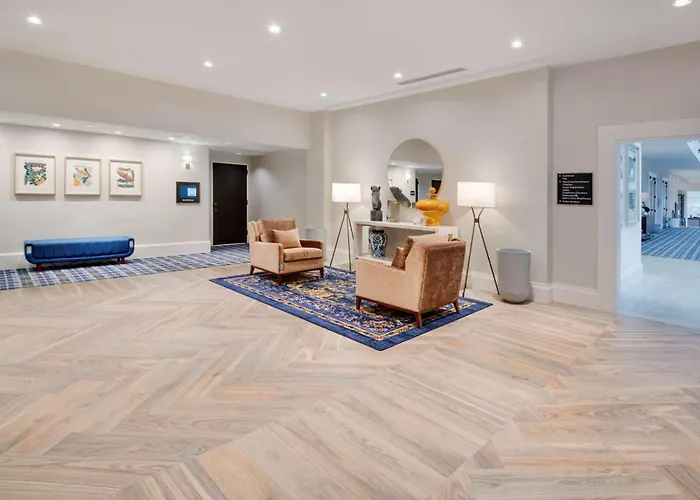 Embassy Suites By Hilton Buckhead