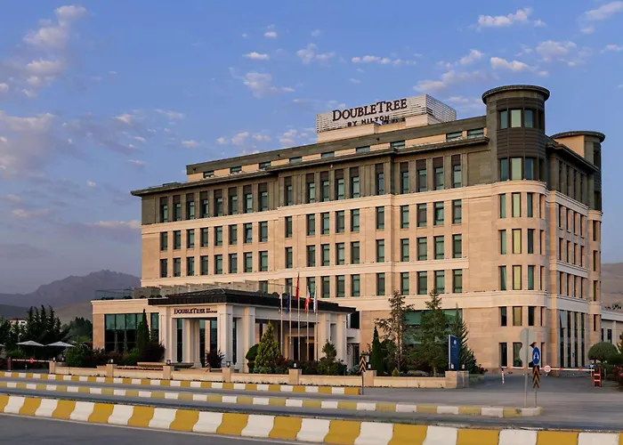 Doubletree By Hilton Van