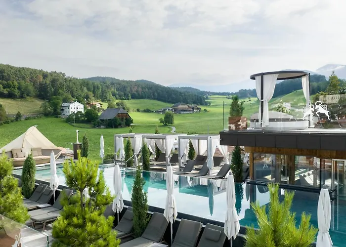 ABINEA Dolomiti Romantic SPA