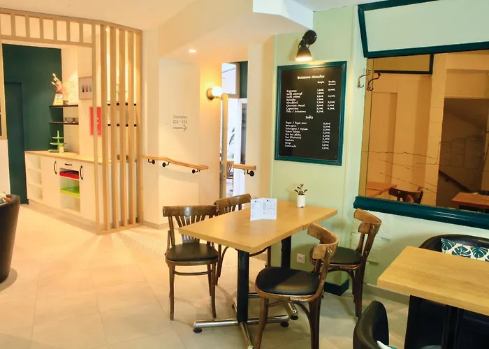 Logis Hotels- Hotel Marguerite D'Anjou Angers Chateau