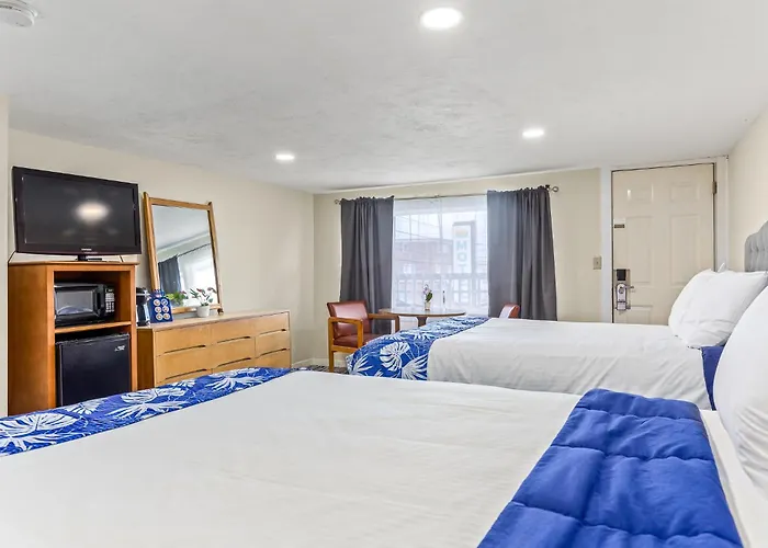 Tides Motel - Hampton Beach