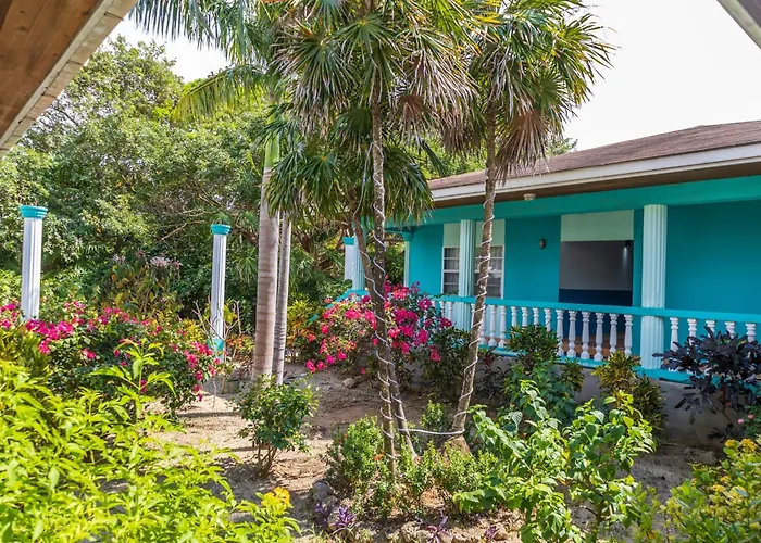 Seagrape Plantation Resort & Dive Center
