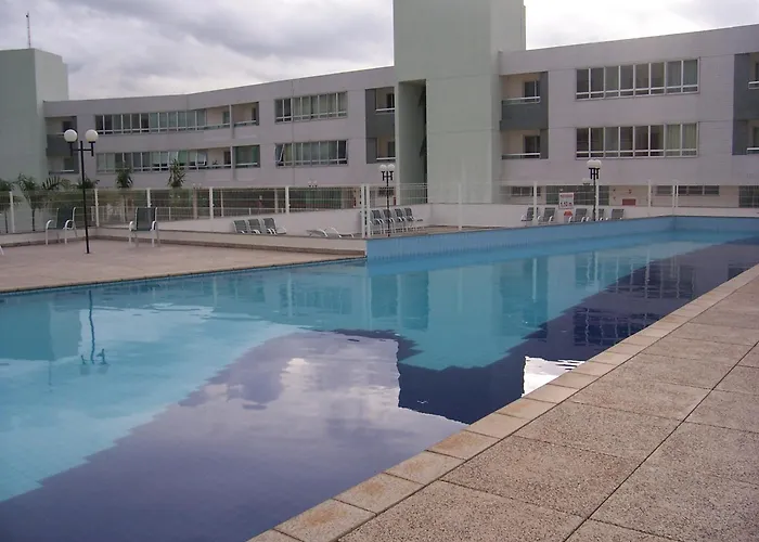 Premier Hplus Long Stay