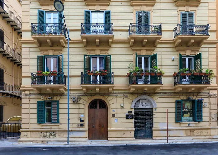 Ermosa Suite