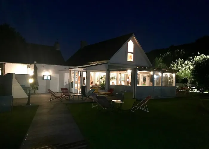 Hotel La Sapinière à Saint-Laurent-sur-Mer