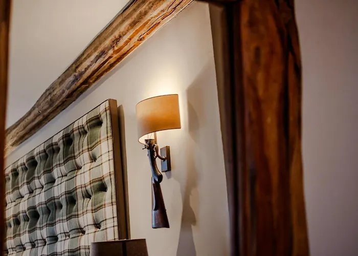 The White Hart Hotel Hingham