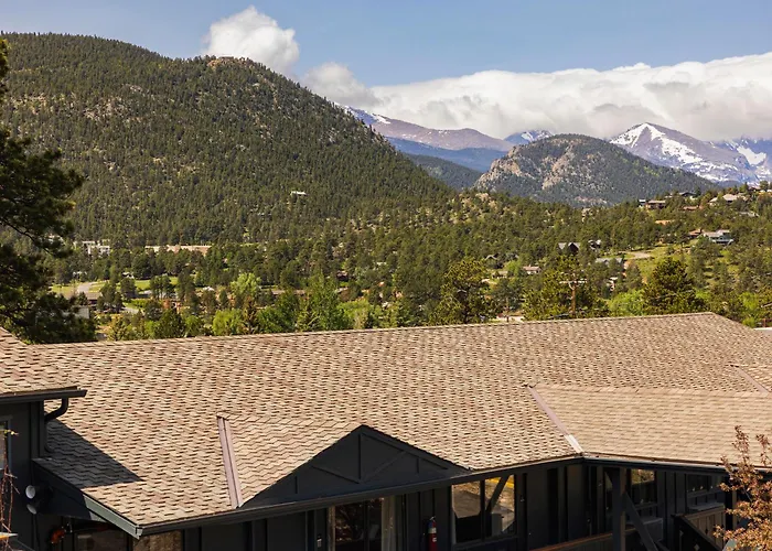 Trailborn Rocky Mountains Outpost