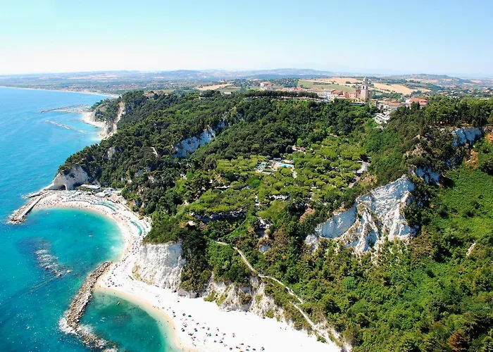 Camping Village Internazionale Sirolo