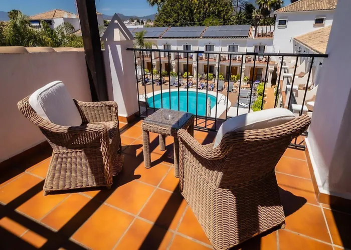 Paloma Blanca Boutique Hotel