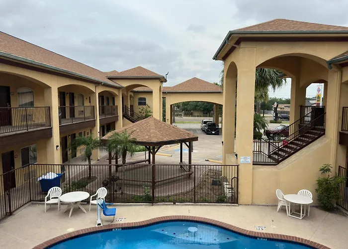 Texas Inn And Suites Rgv