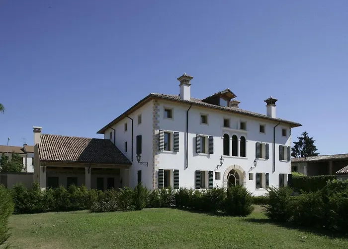 Villa Busta Hotel
