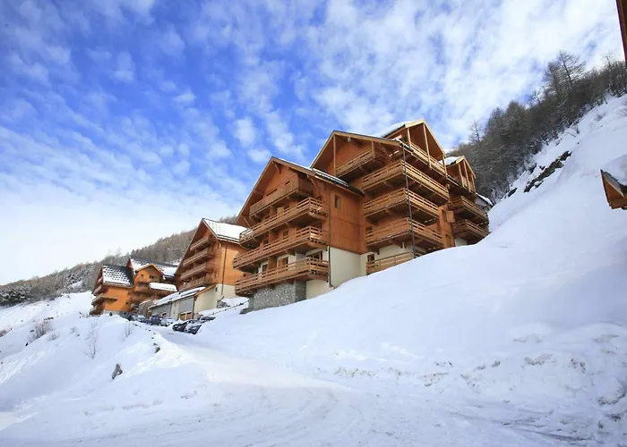 Résidence Odalys Le Hameau et les Chalets de la Vallée d'Or