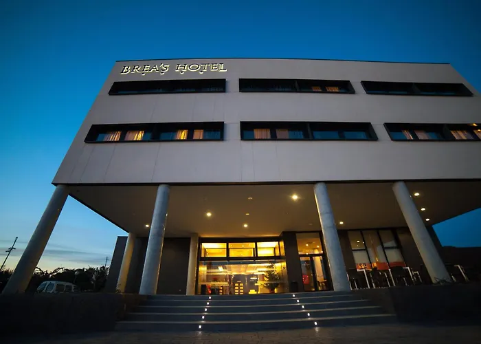 Brea'S Hotel