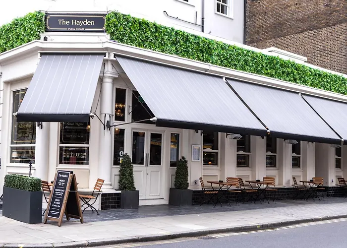 The Hayden Pub & Rooms
